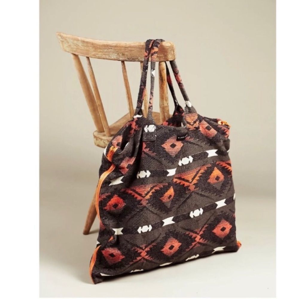 Loren Olivia Convertible Waikiki Tote Free People